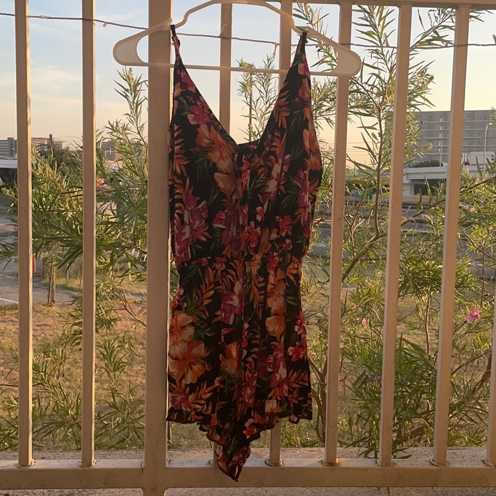 Short flower romper